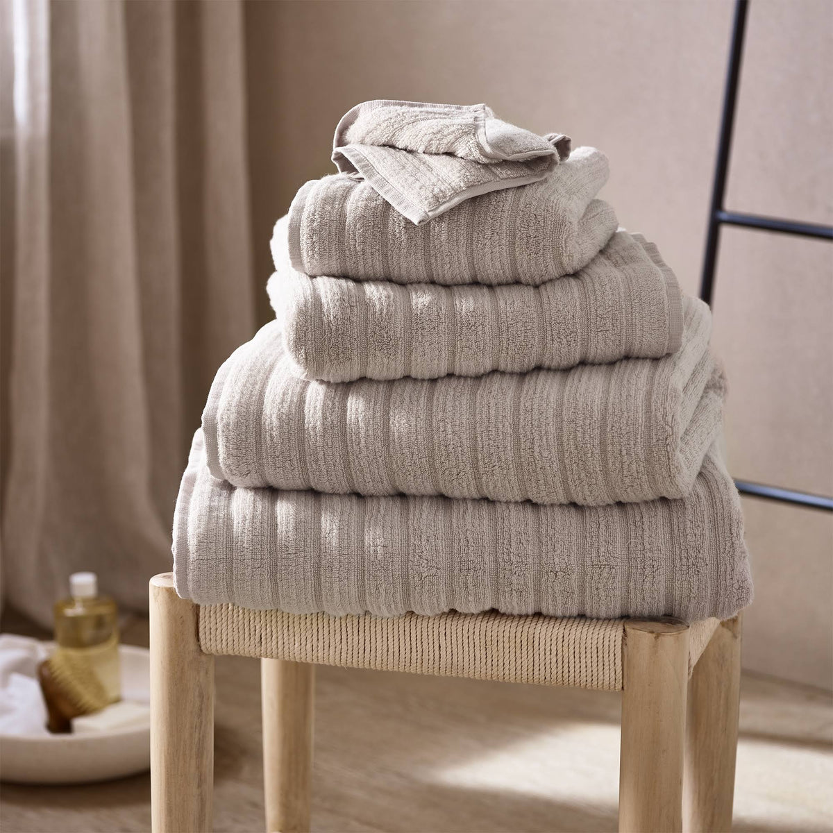 The White Company Rib Hydrocotton Bath Towel, Oatmeal,